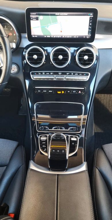 Mercedes-Benz C 300 2020