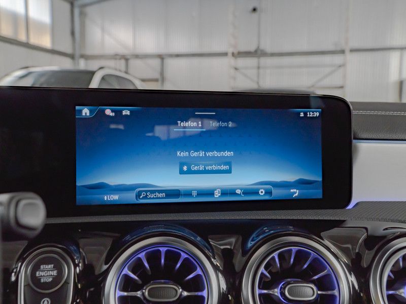 Mercedes-Benz CLA 220 2025