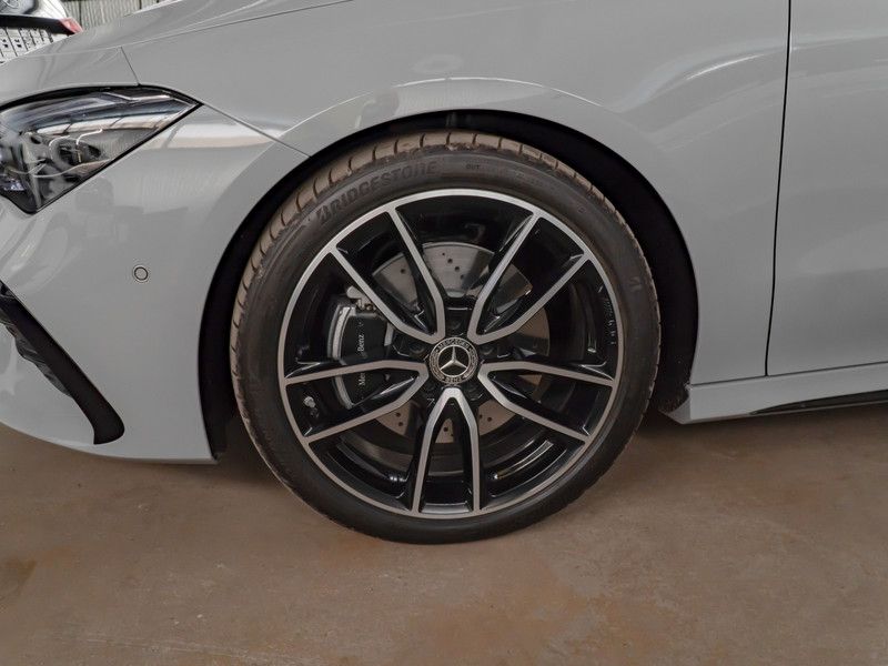 Mercedes-Benz CLA 220 2025