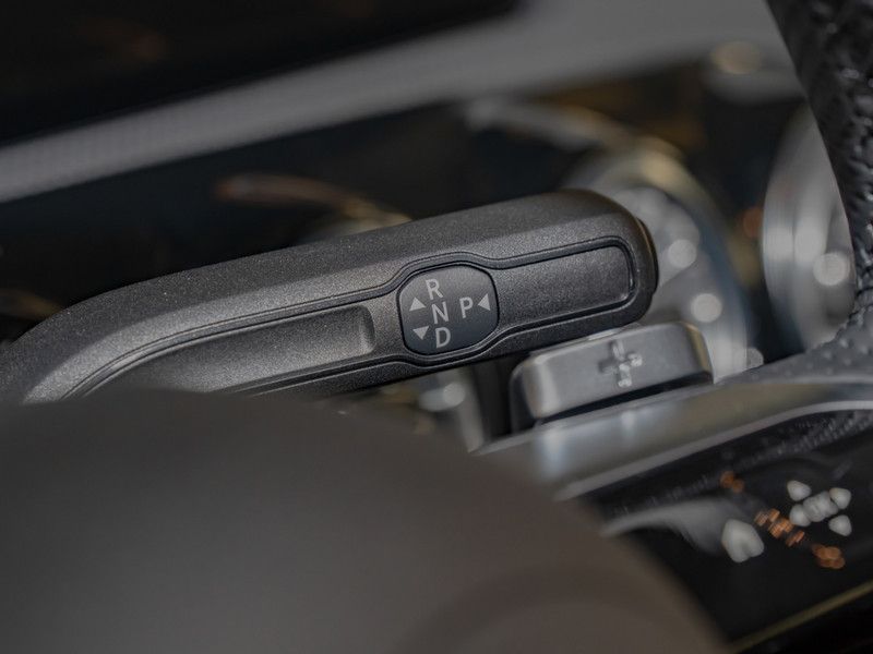 Mercedes-Benz CLA 220 2025