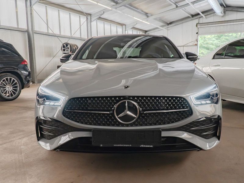 Mercedes-Benz CLA 220 2025
