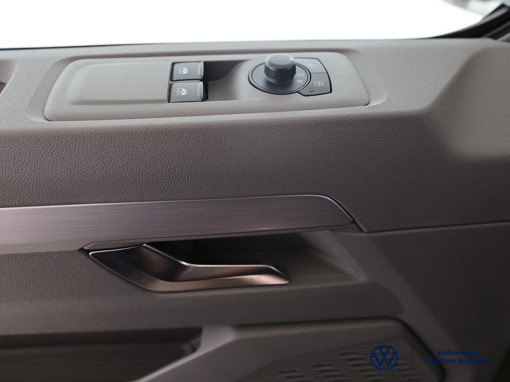 Volkswagen T7 Caravelle 2025