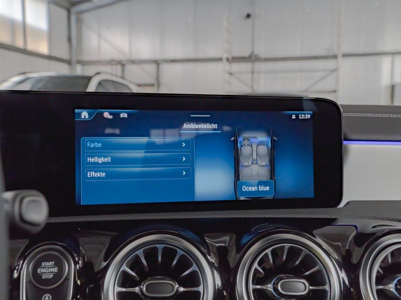 Mercedes-Benz CLA 220 2025