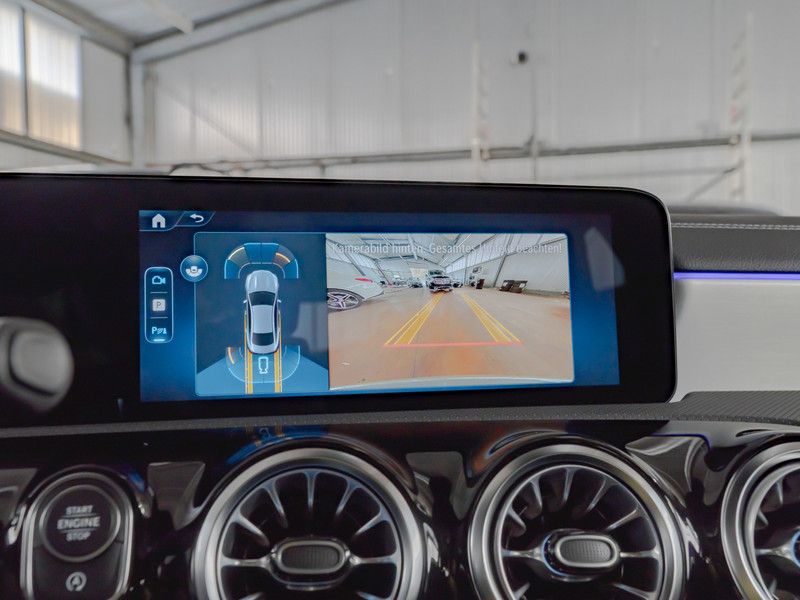 Mercedes-Benz CLA 220 2025