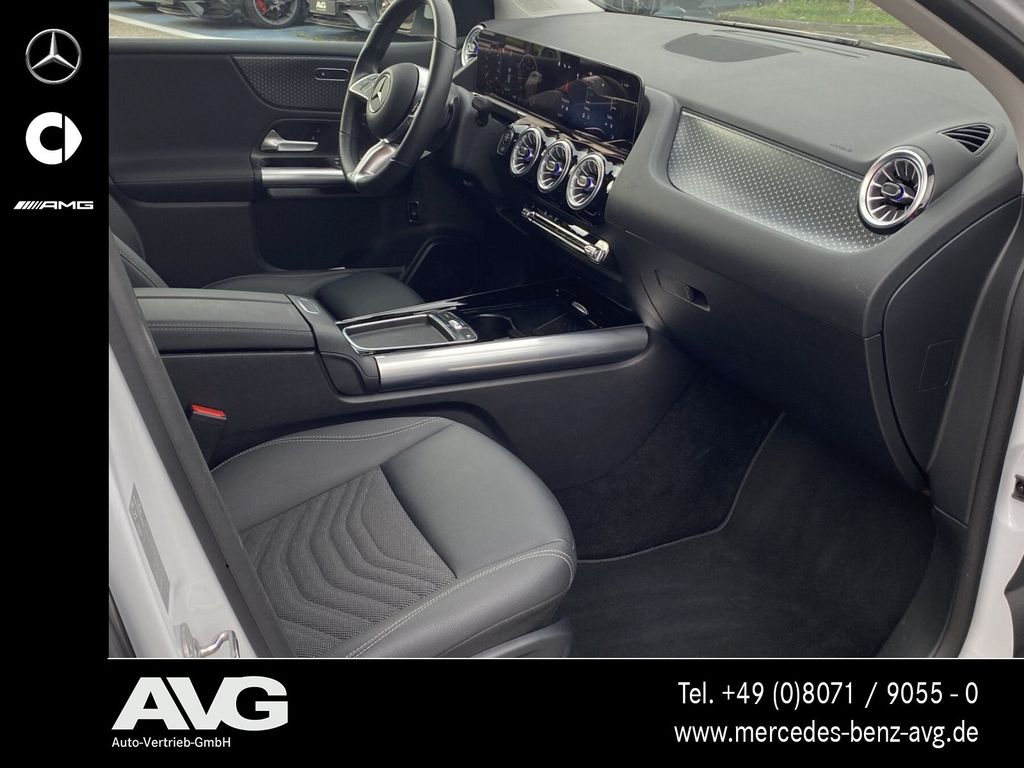 Mercedes-Benz B 200 2024