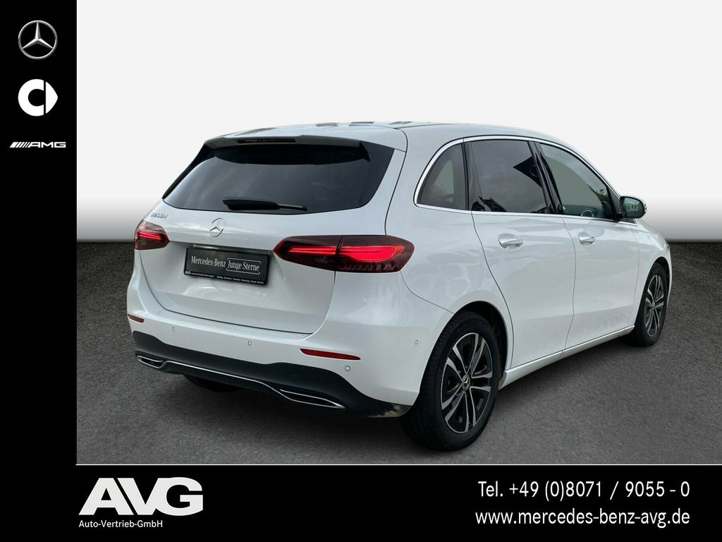 Mercedes-Benz B 200 2024
