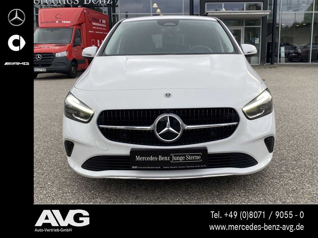 Mercedes-Benz B 200 2024