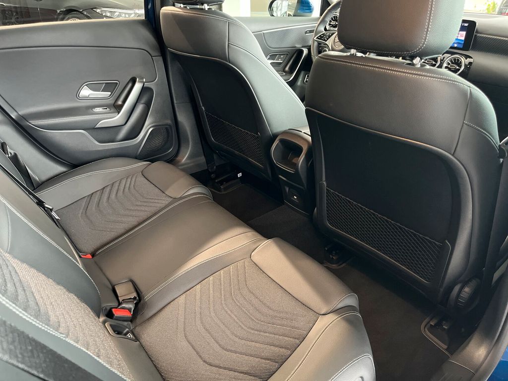 Mercedes-Benz A 180 2023