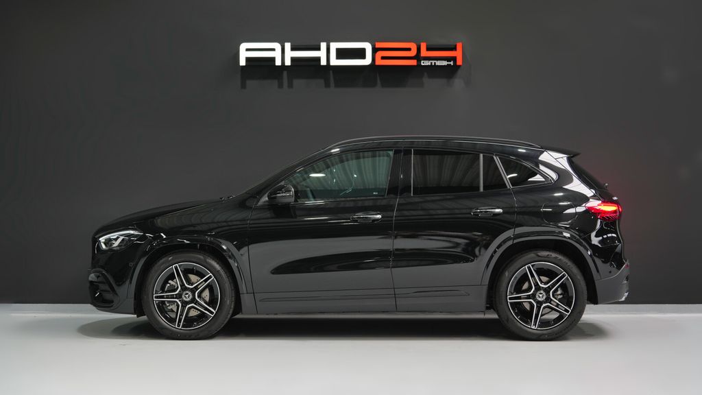 Mercedes-Benz GLA 200 2025