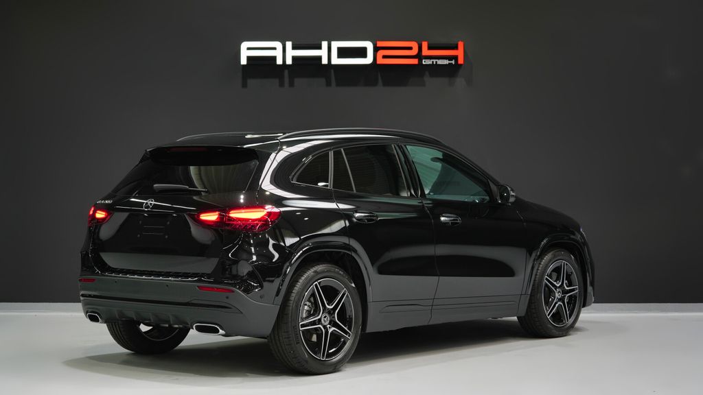 Mercedes-Benz GLA 200 2025