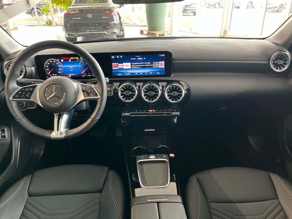 Mercedes-Benz A 180 2023