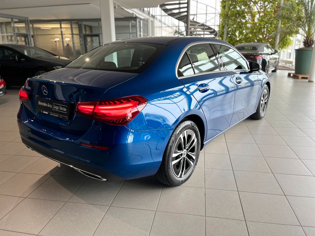 Mercedes-Benz A 180 2023