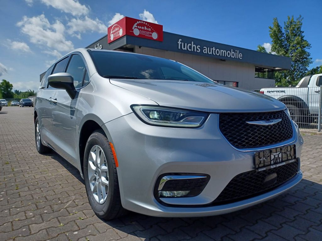 Chrysler Pacifica 2023