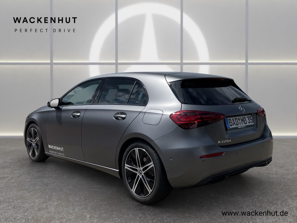 Mercedes-Benz A 220 2025