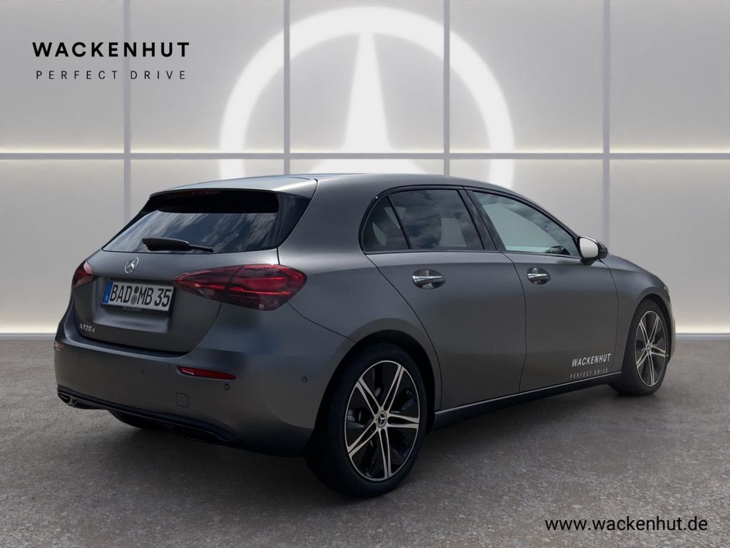 Mercedes-Benz A 220 2025