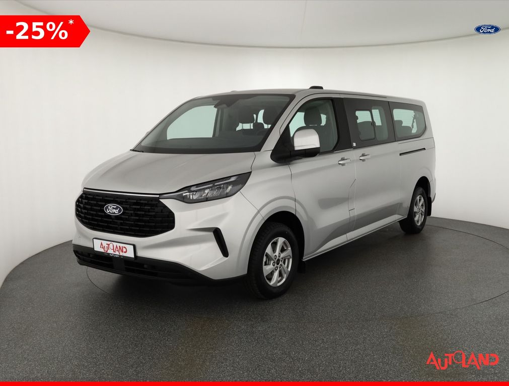 Ford Tourneo Custom 2025