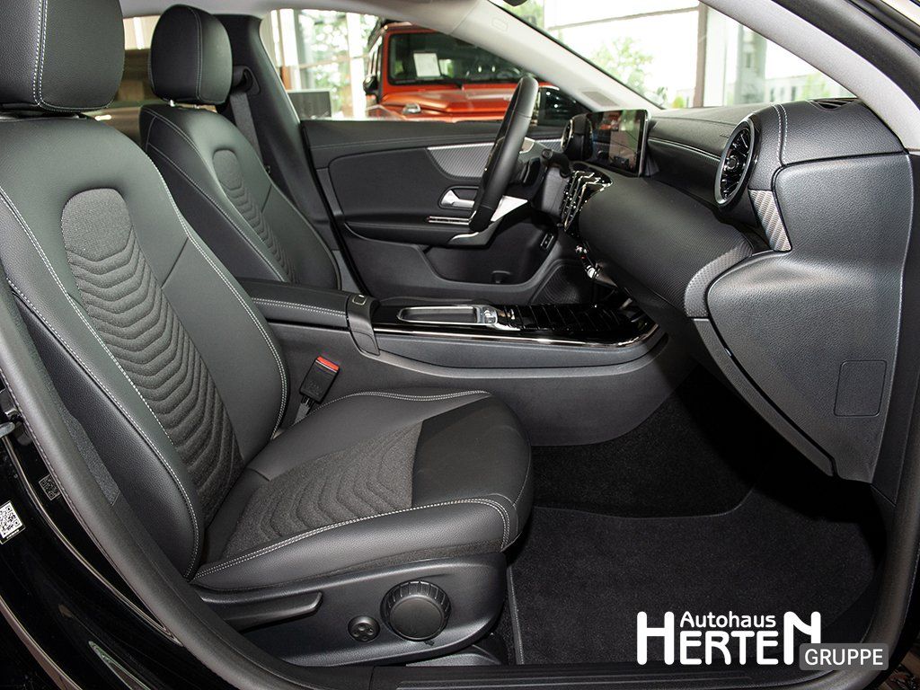 Mercedes-Benz CLA 180 Shooting Brake 2024