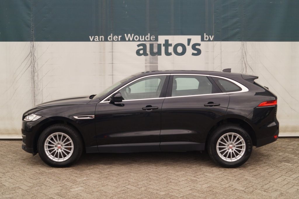 Jaguar F-Pace 2017