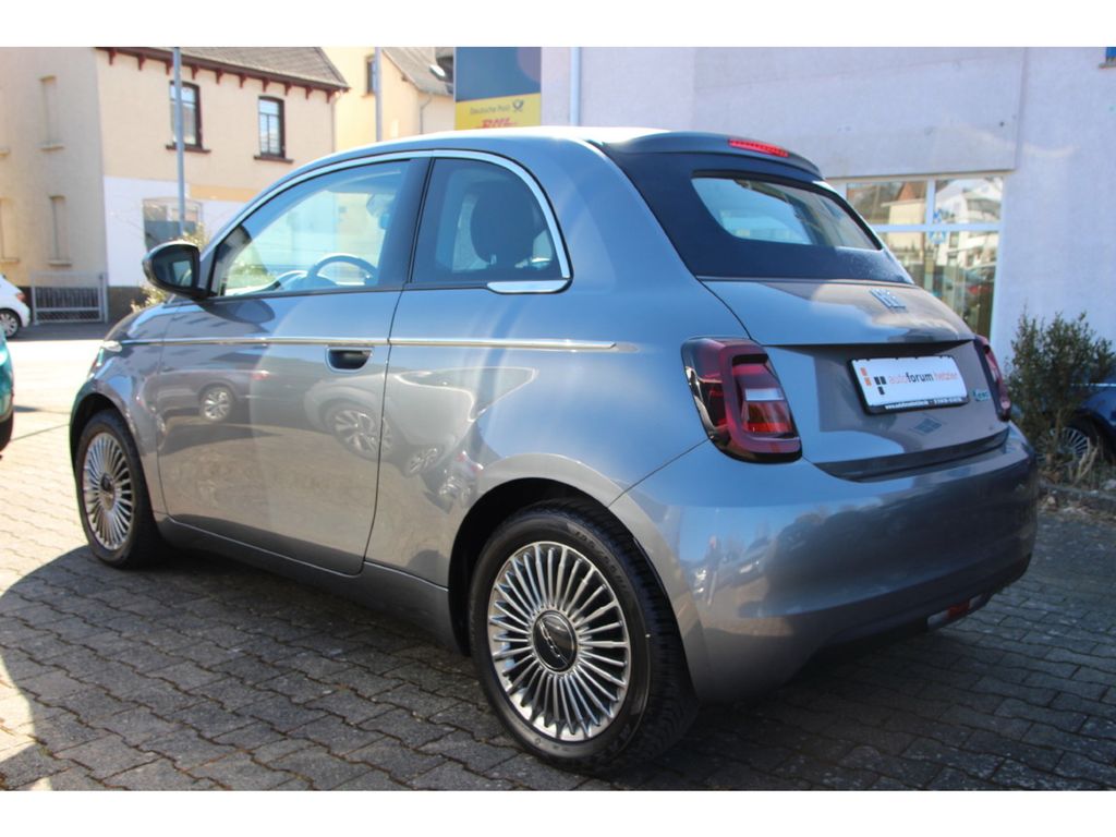 Fiat 500e 2023