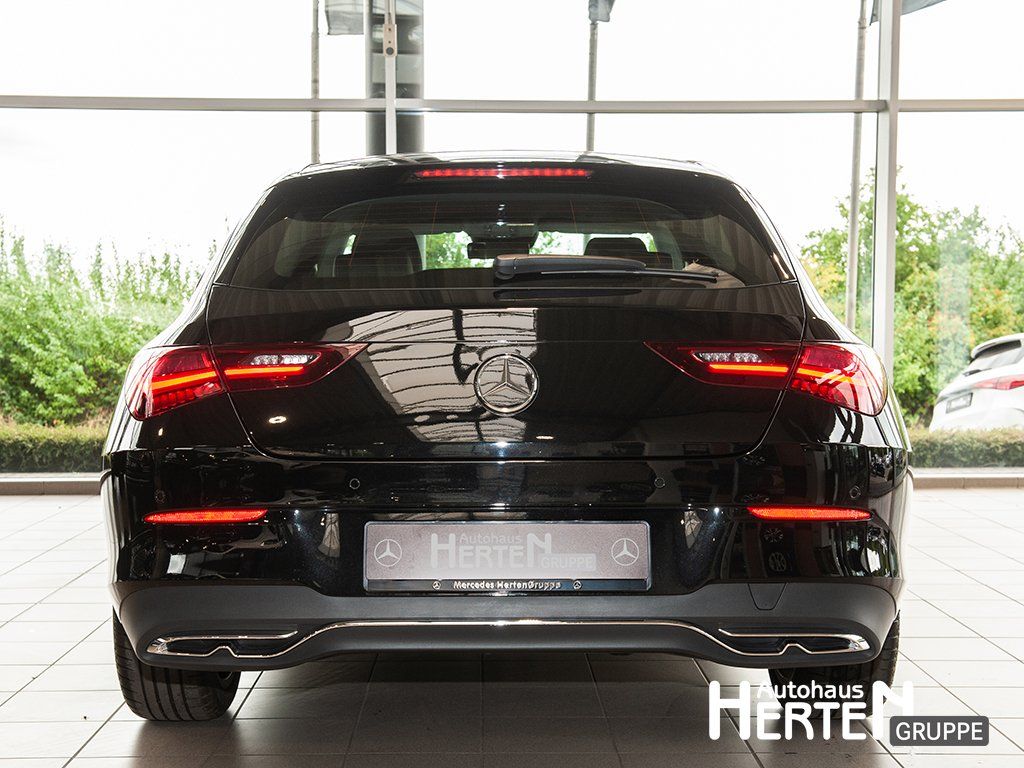 Mercedes-Benz CLA 180 Shooting Brake 2024