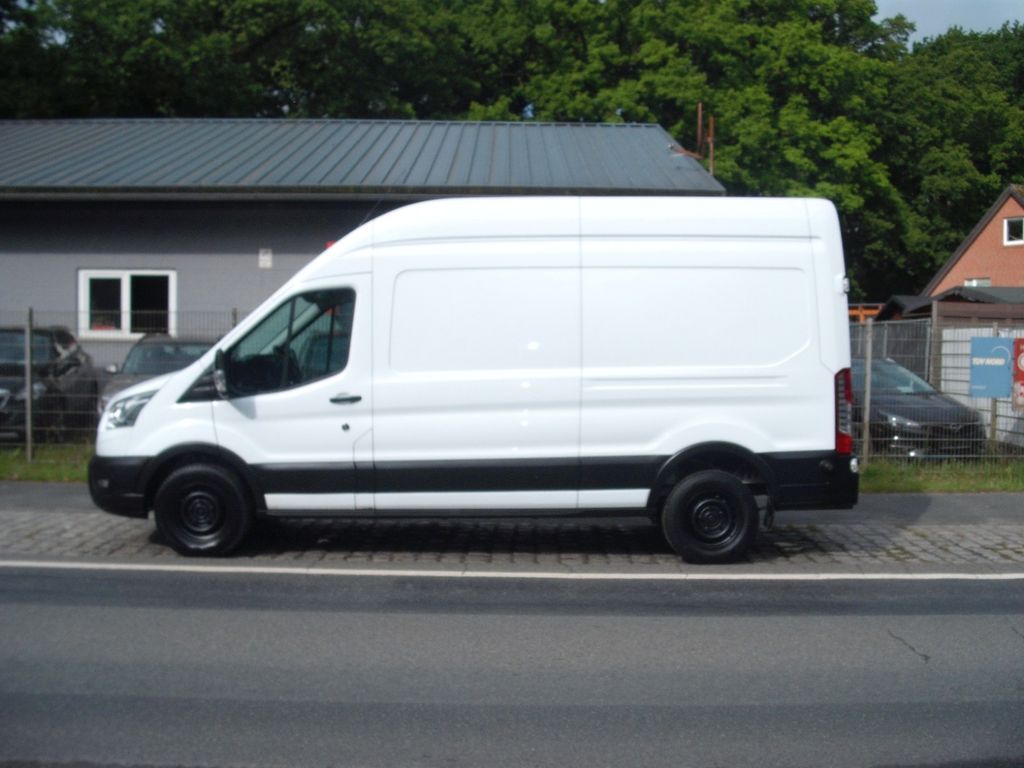 Ford Transit 2022