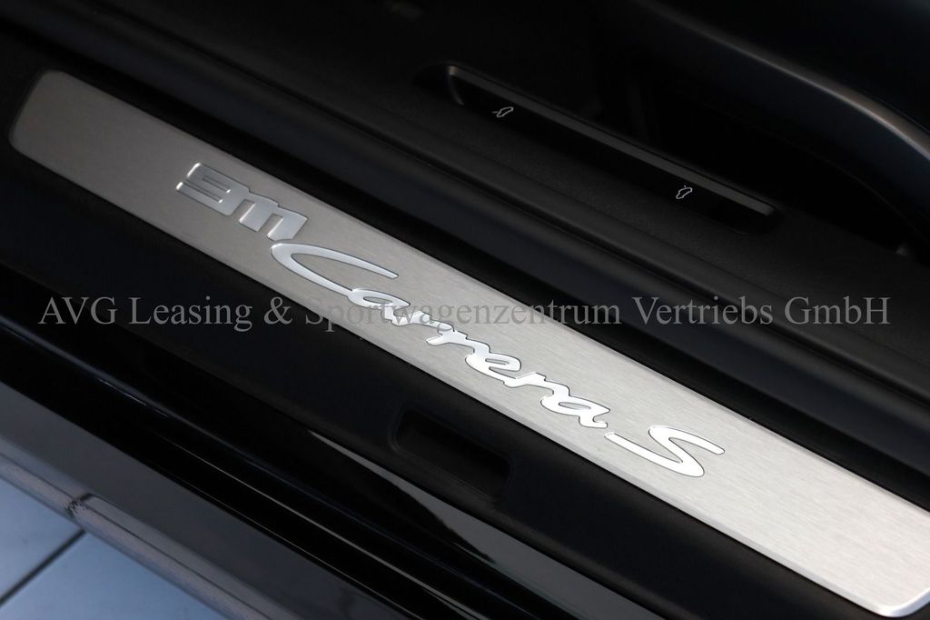 Porsche 992 2024
