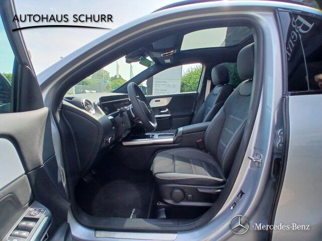 Mercedes-Benz GLA 180 2025