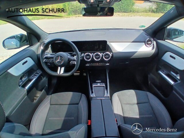 Mercedes-Benz GLA 180 2025