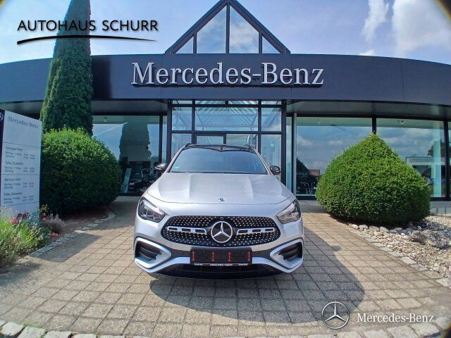Mercedes-Benz GLA 180 2025