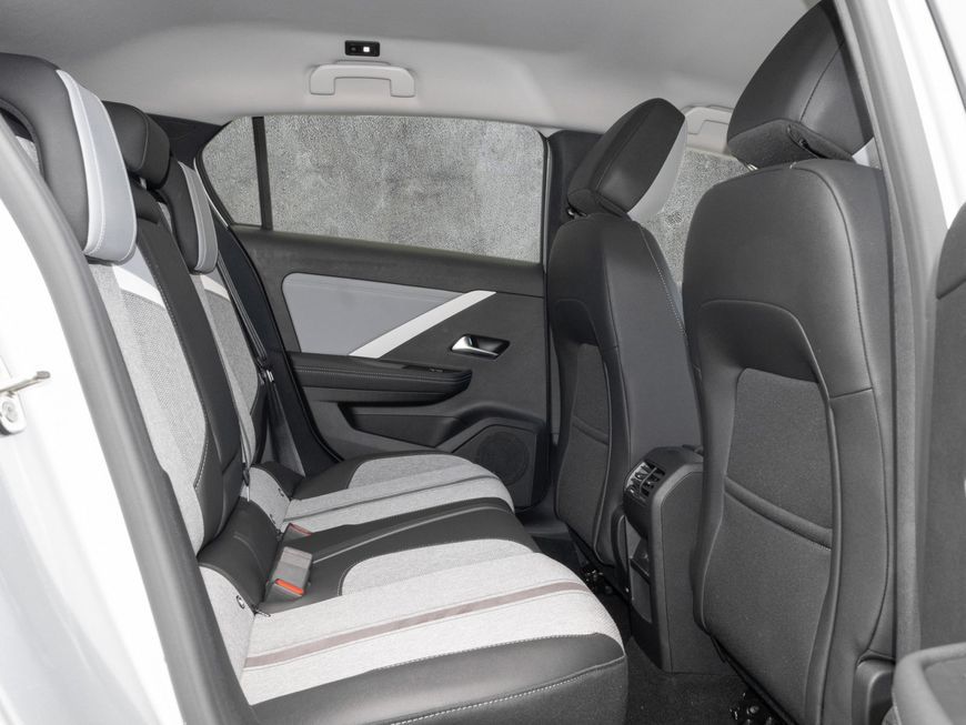 Opel Astra 2023