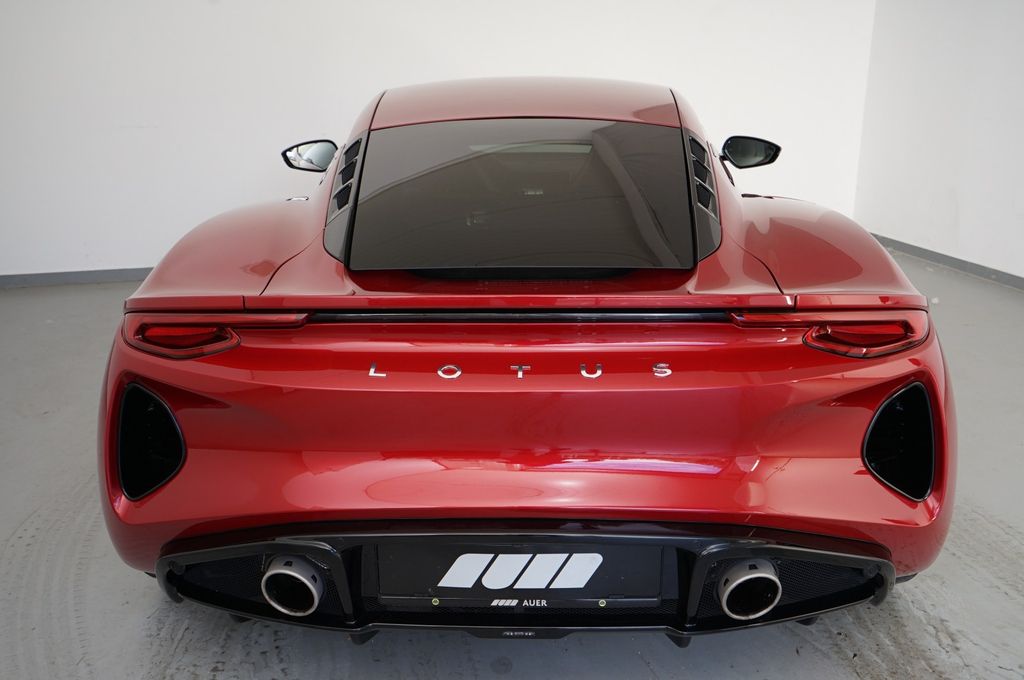 Lotus Emira 2023