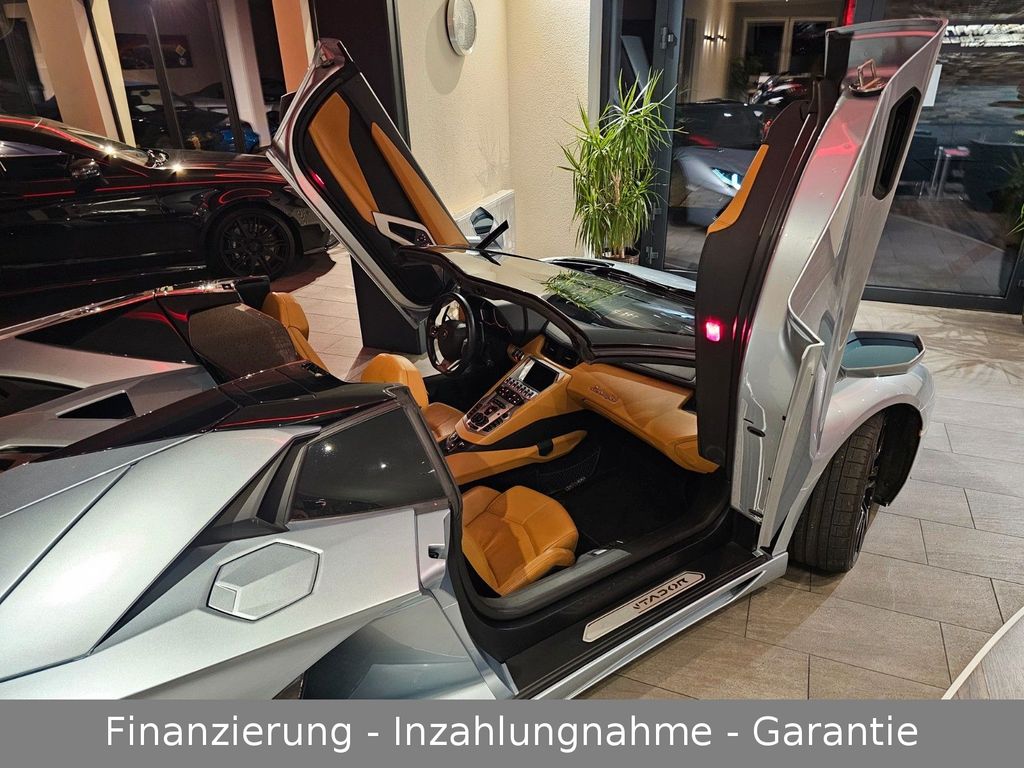 Lamborghini Aventador 2014