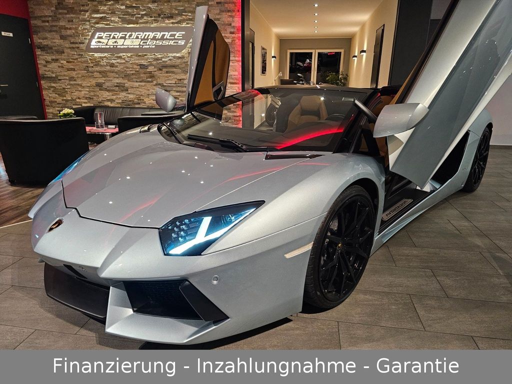 Lamborghini Aventador 2014