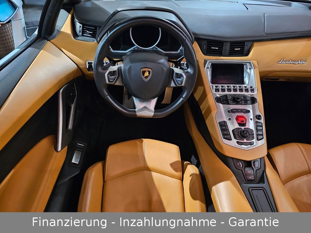 Lamborghini Aventador 2014