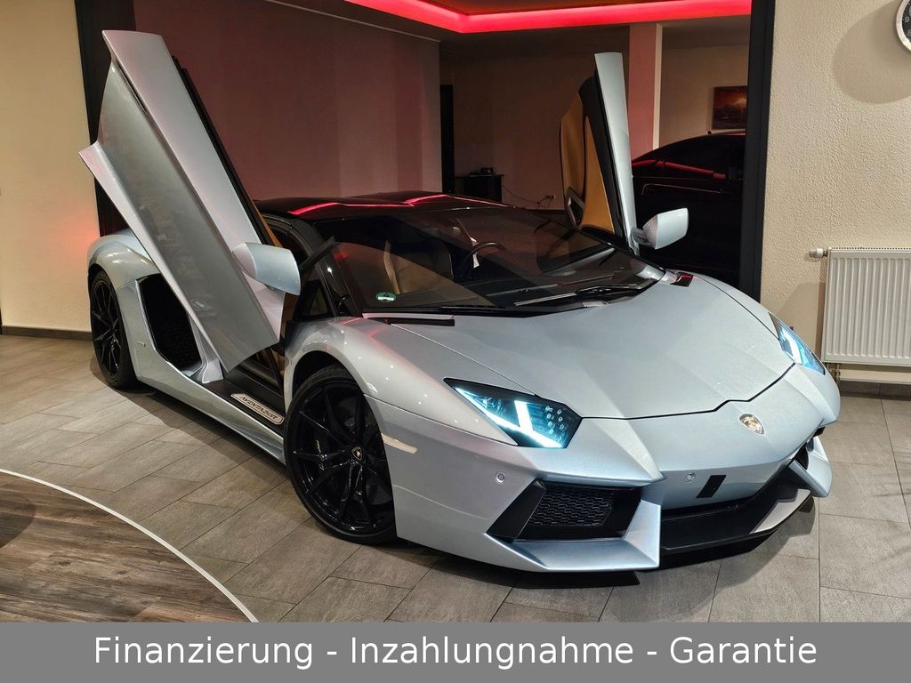 Lamborghini Aventador 2014