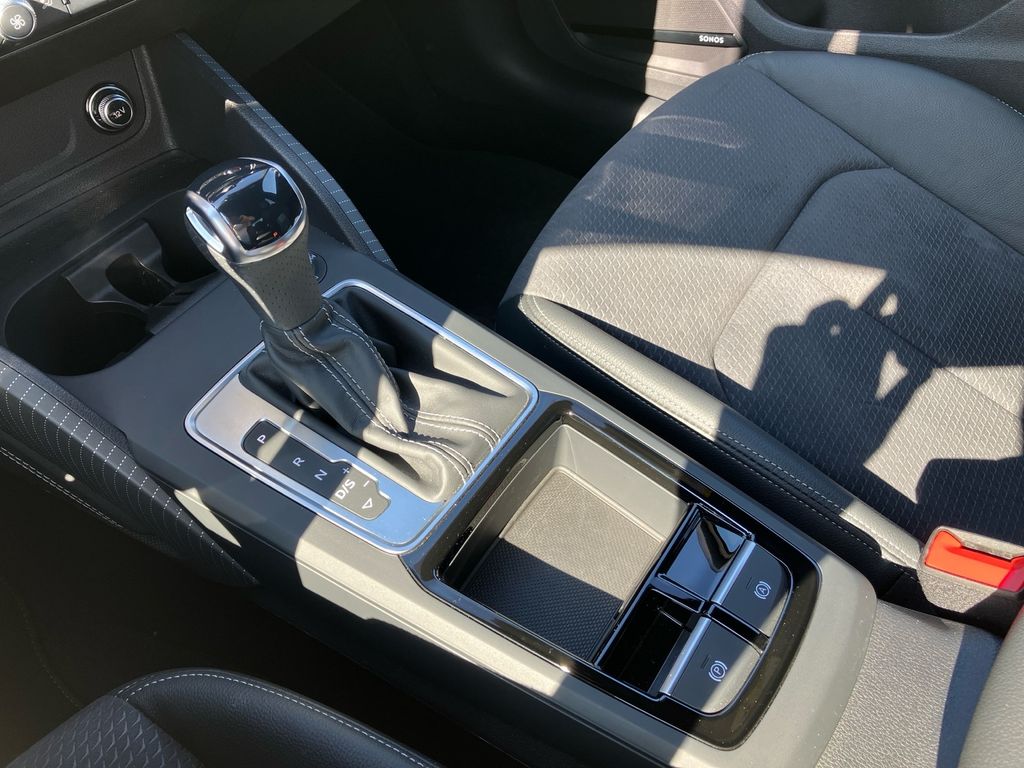 Audi SQ2 2025