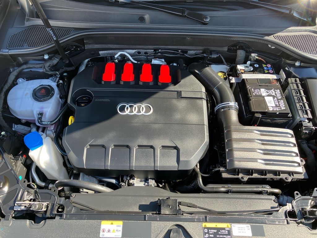Audi SQ2 2025