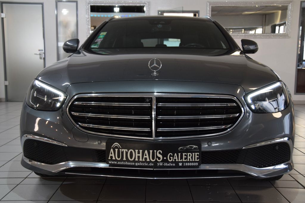 Mercedes-Benz E 300 2022