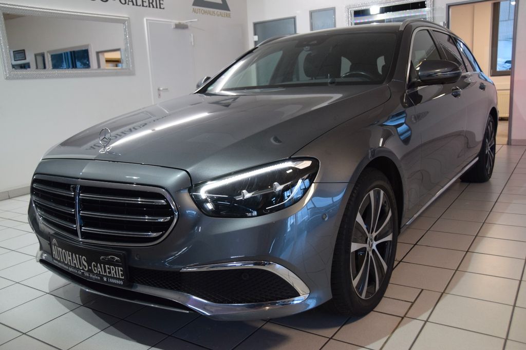 Mercedes-Benz E 300 2022