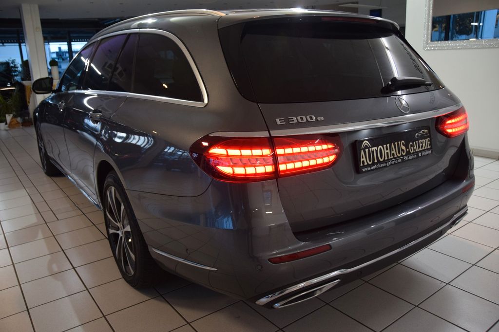 Mercedes-Benz E 300 2022