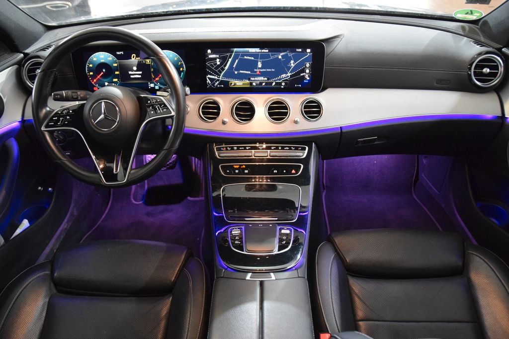 Mercedes-Benz E 300 2022