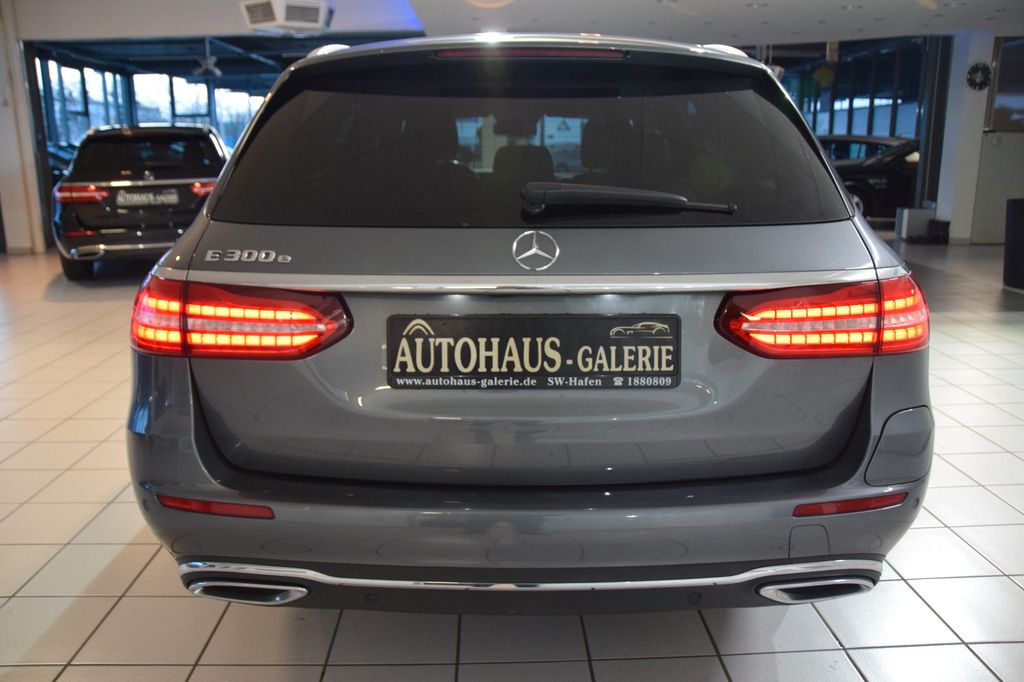 Mercedes-Benz E 300 2022