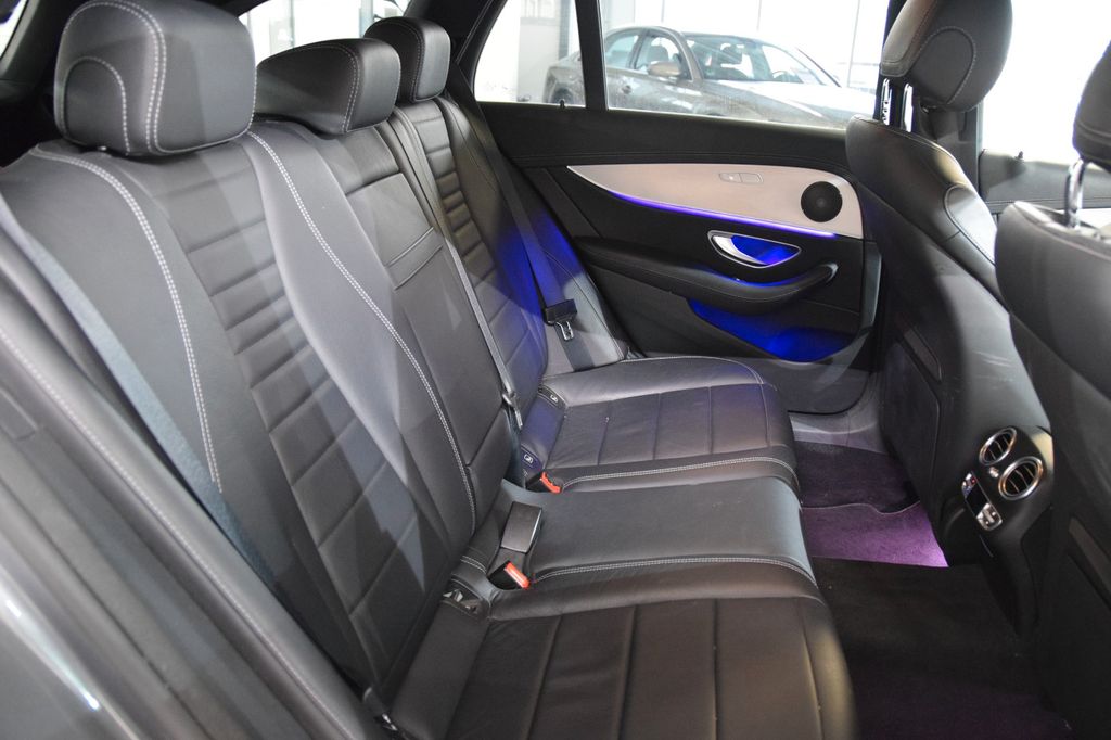 Mercedes-Benz E 300 2022