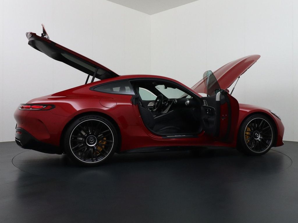 Mercedes-Benz AMG GT 2024