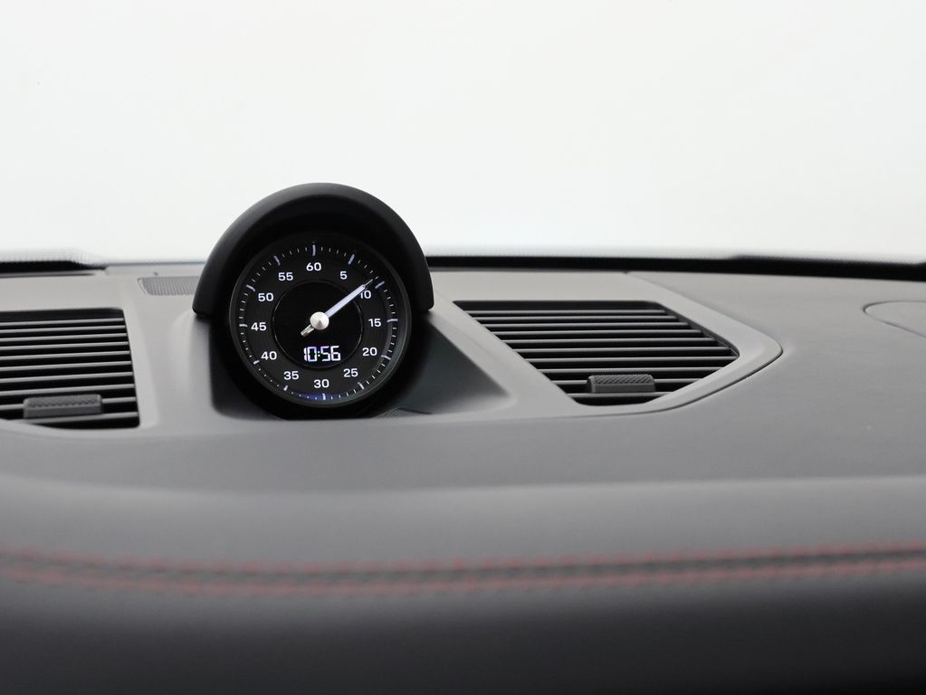Porsche 992 2025