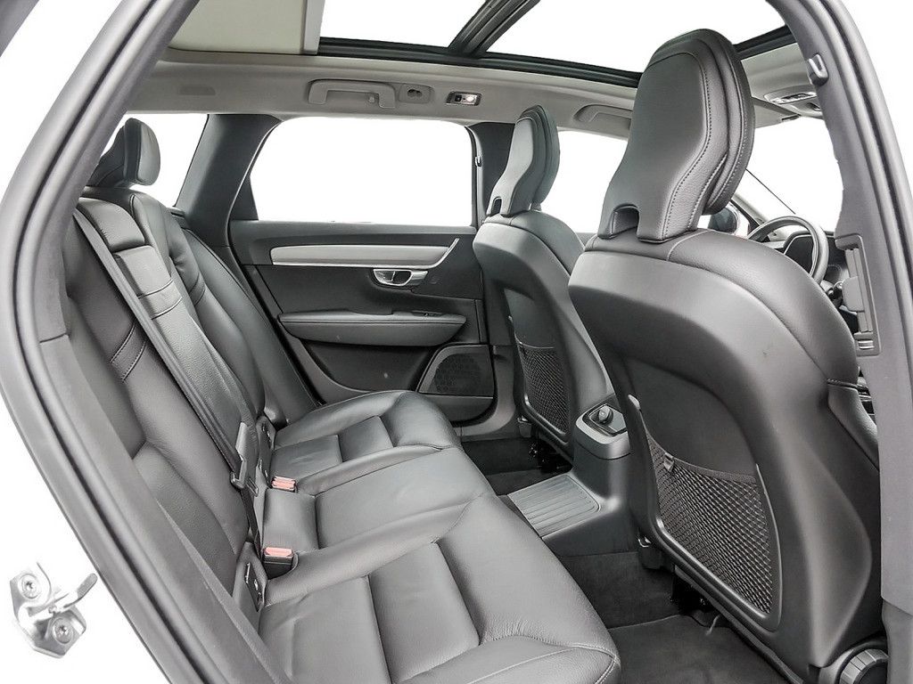 Volvo V90 2020