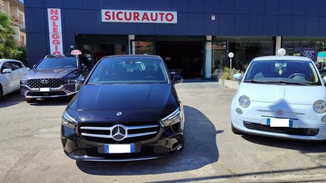 Mercedes-Benz B 180 2022