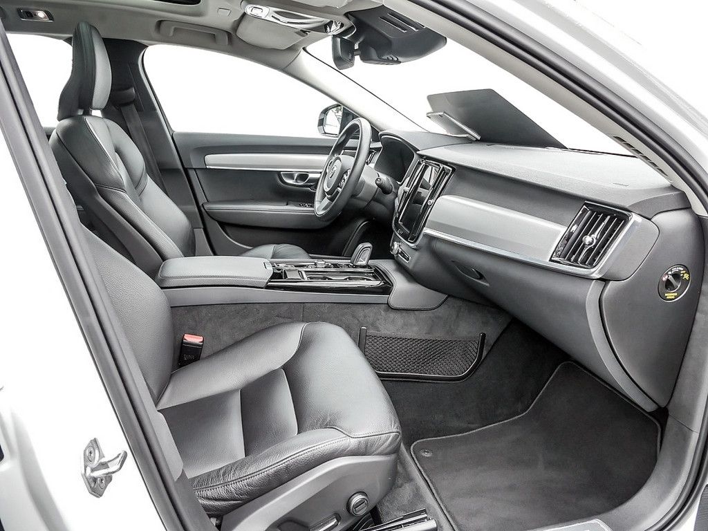 Volvo V90 2020
