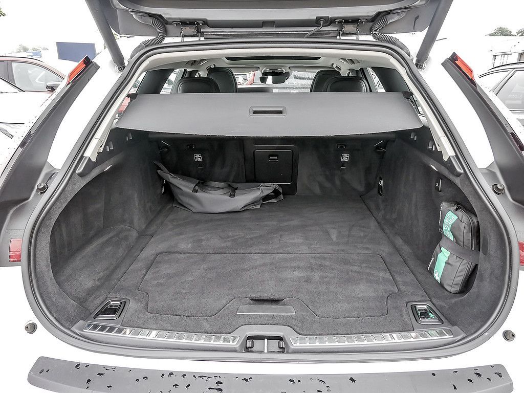 Volvo V90 2020