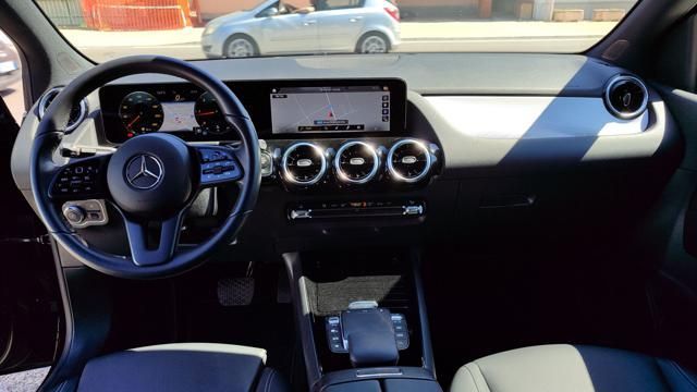 Mercedes-Benz B 180 2022